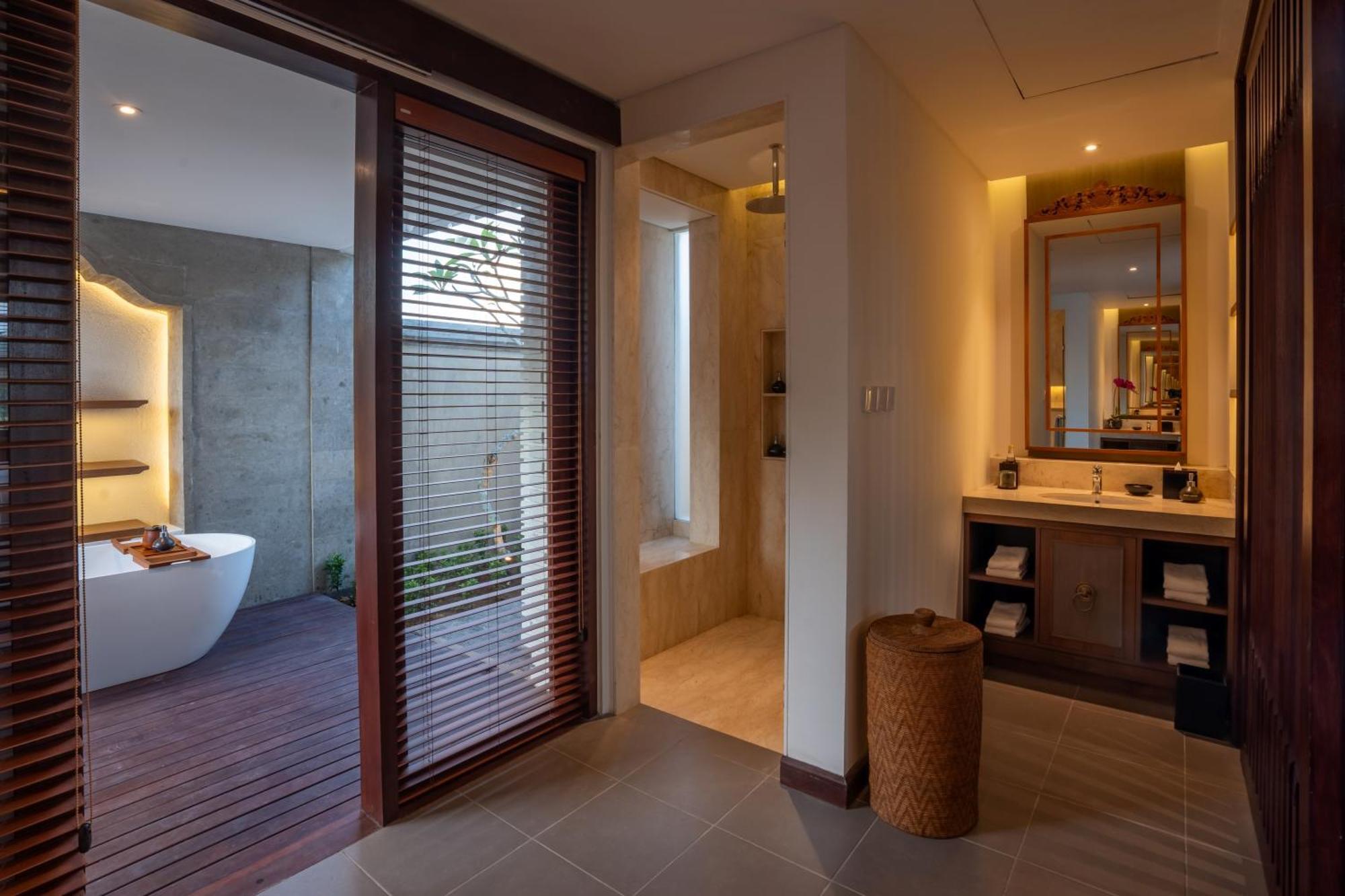 ตานะฮ์ กาจะฮ์ อะ รีสอร์ต บาย ฮาดิปรานา Hotel อูบุด ภายนอก รูปภาพ